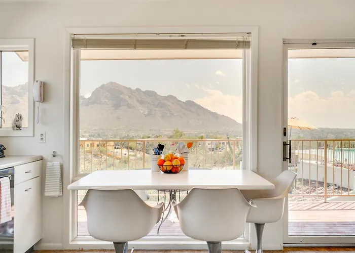 Near Trails: Luxe Mountain-view Retreat In Tucson! Tucson
