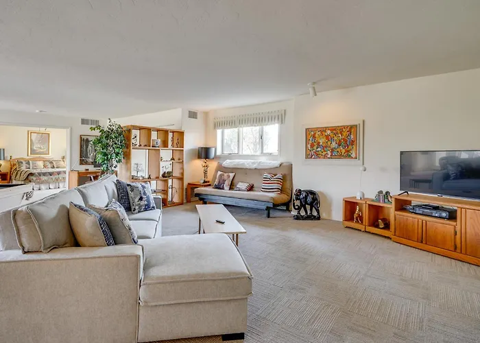 Near Trails: Luxe Mountain-view Retreat In Tucson! * Tucson