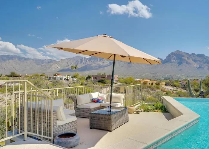 Near Trails: Luxe Mountain-view Retreat In Tucson! Holiday home *