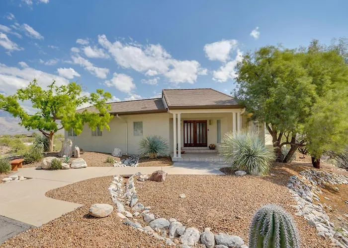 Near Trails: Luxe Mountain-view Retreat In Tucson! Tucson
